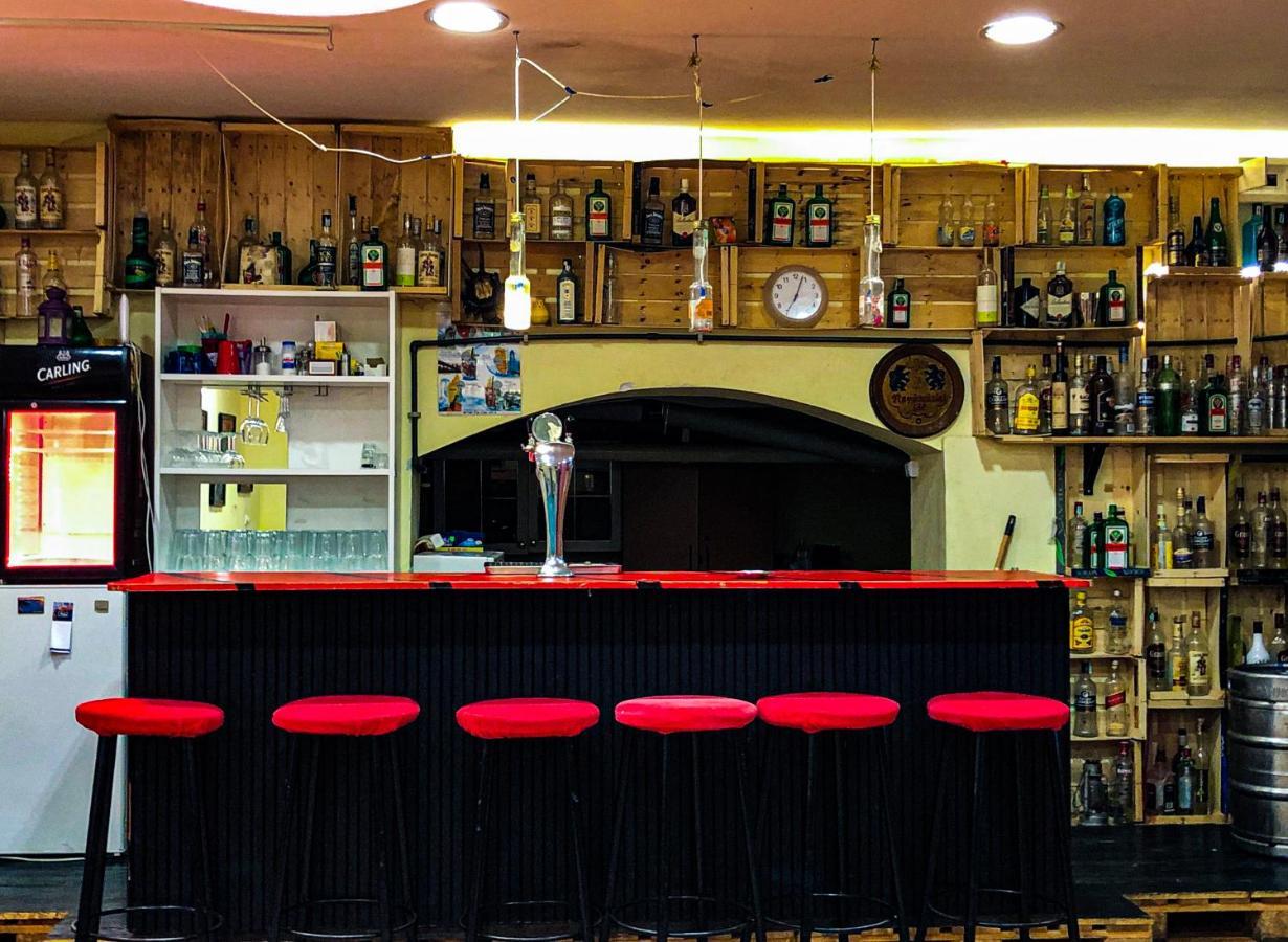 Whole Basement Former Pub3 For Bachelor / Bachelorette Party Budapest Exterior foto