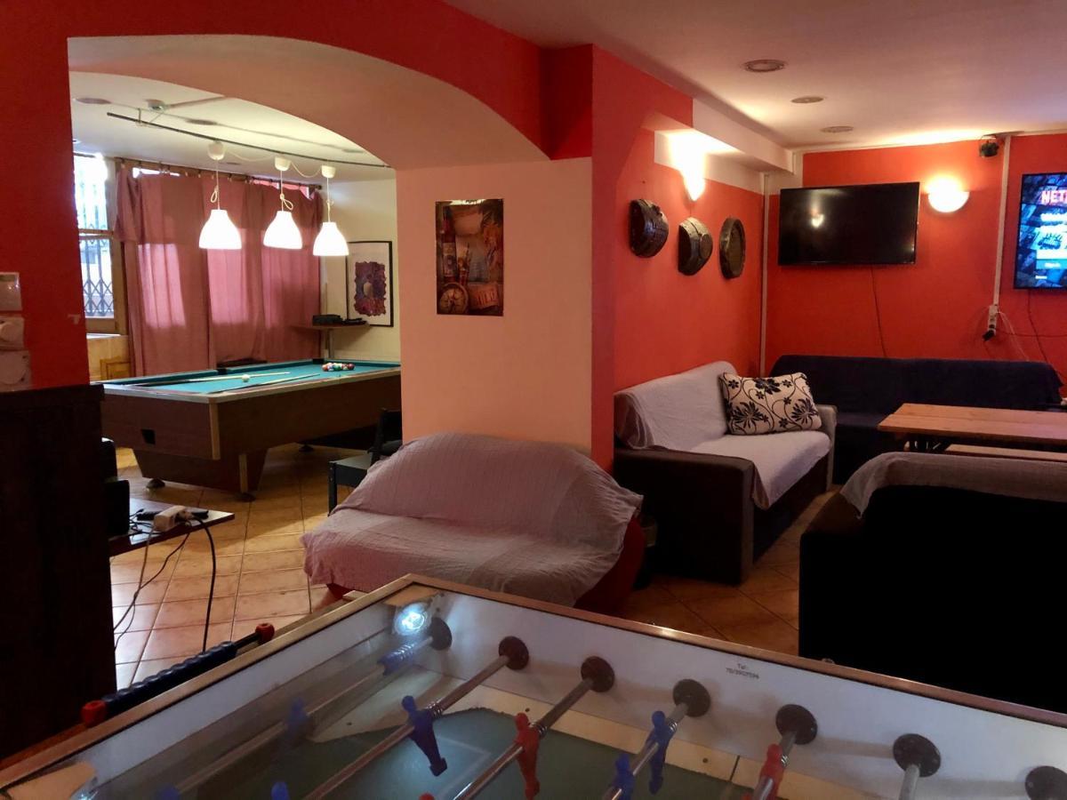 Whole Basement Former Pub3 For Bachelor / Bachelorette Party Budapest Exterior foto